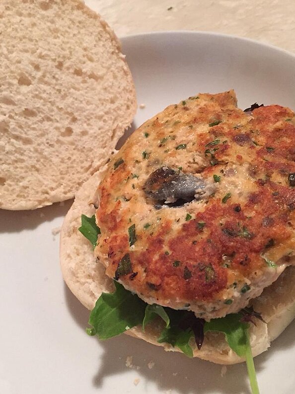 Lemony Salmon Burgers